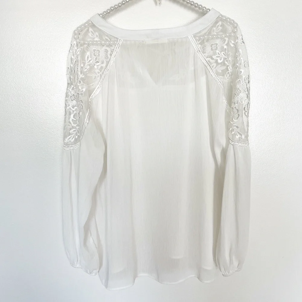 Floral Lace Embroidered Blouse - Picture 8 of 13